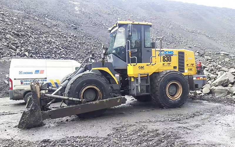 徐工DL210KN轮推在北欧煤矿施工